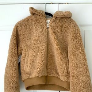 Aritzia / Wilfred Full Zip Teddy Jacket.